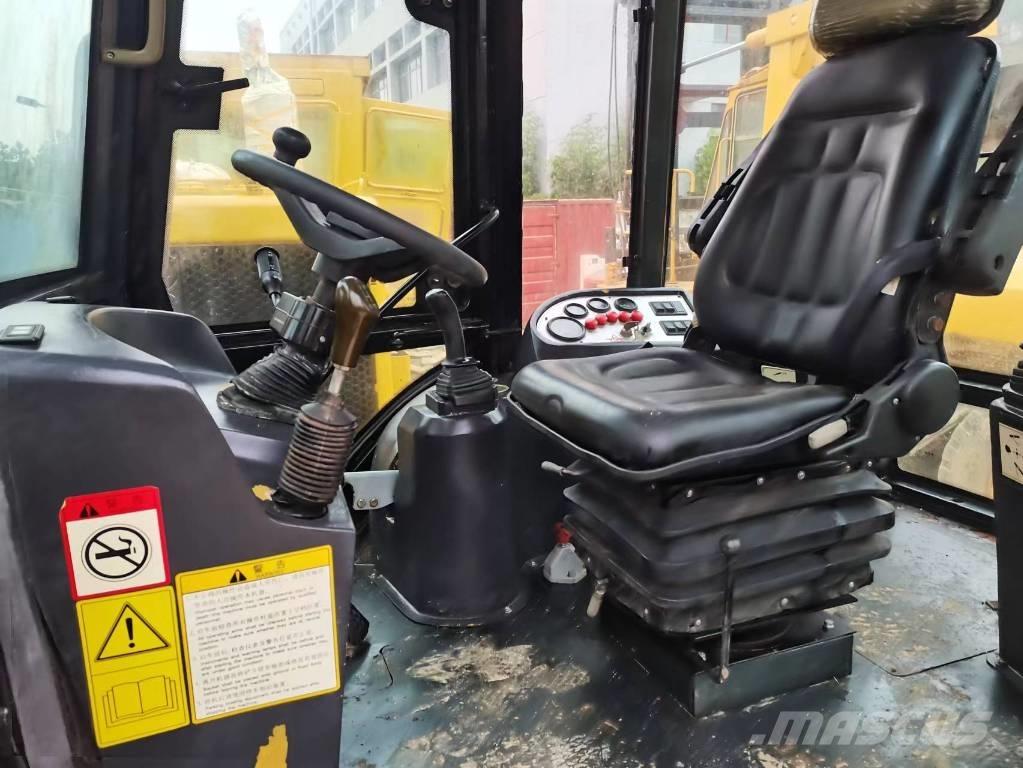 CAT 420F Backhoe loaders