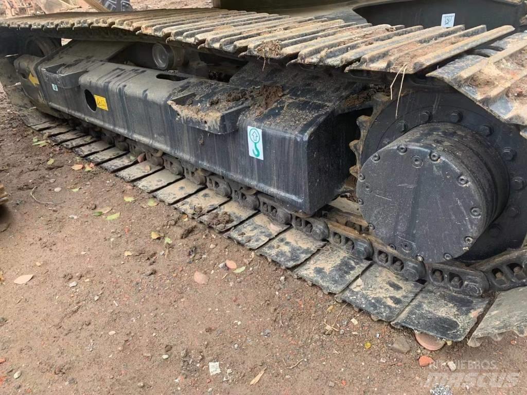 Komatsu PC 120-8 Crawler excavators