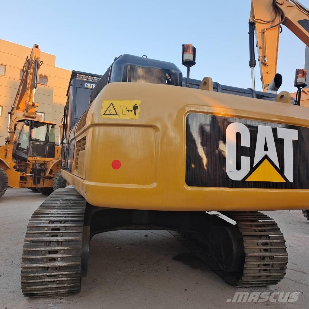 CAT 336D2 Crawler excavators