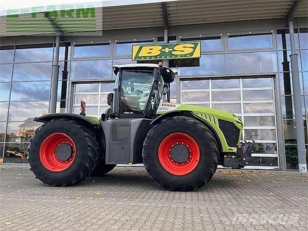 CLAAS xerion Tractors