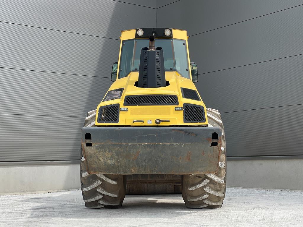 Bomag BW 216 DH-4i Single drum rollers