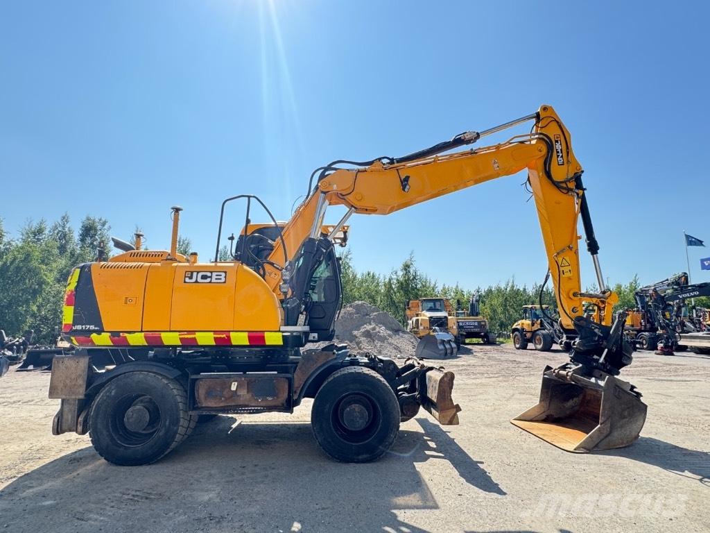 JCB 175 Wheeled excavators