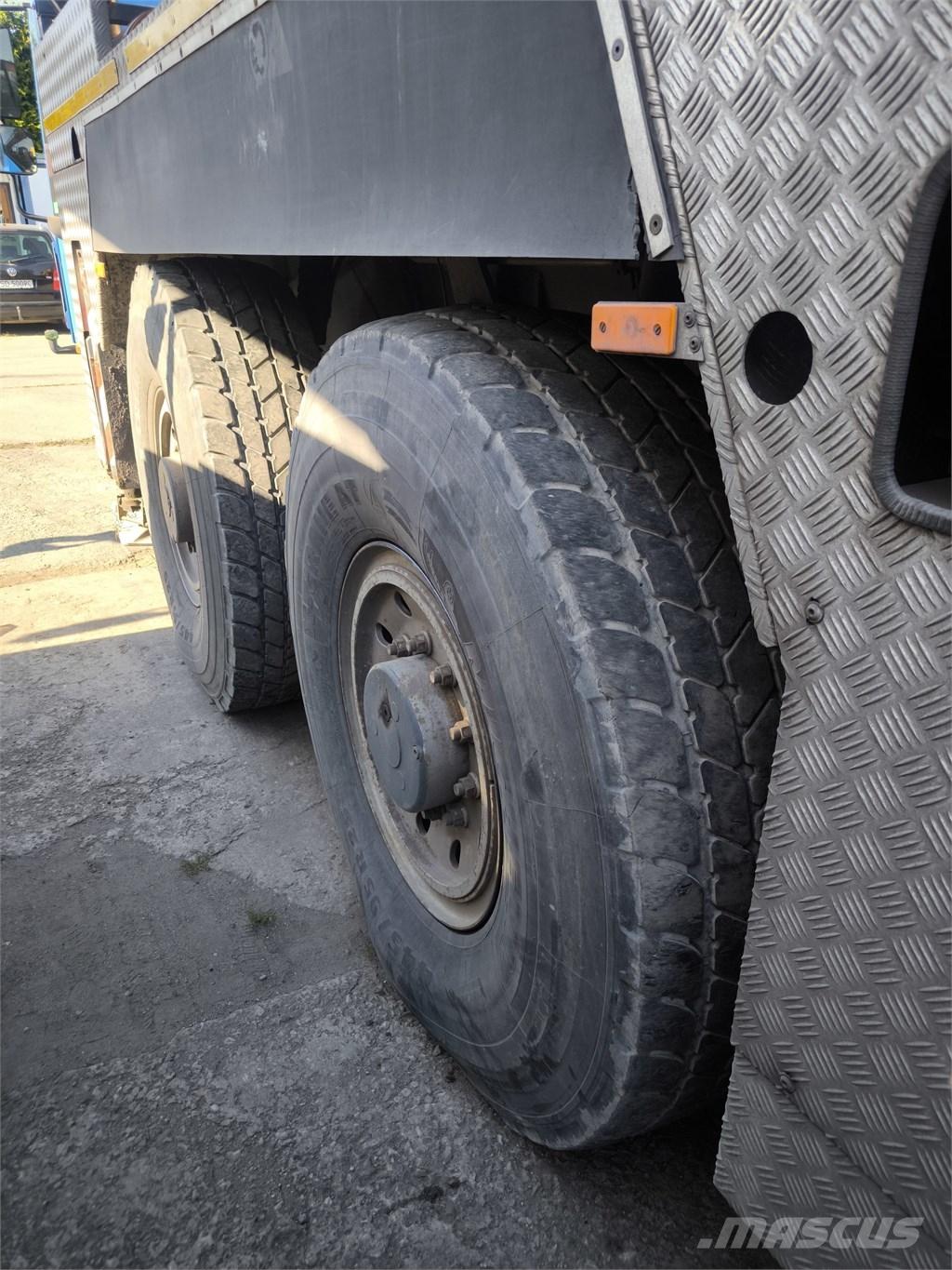 Demag AC 80-2 All terrain cranes
