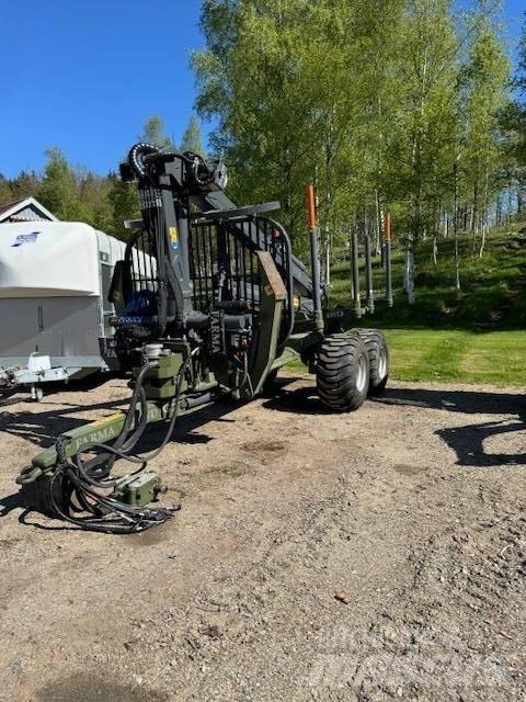 Farma T12 G2 Forest trailers