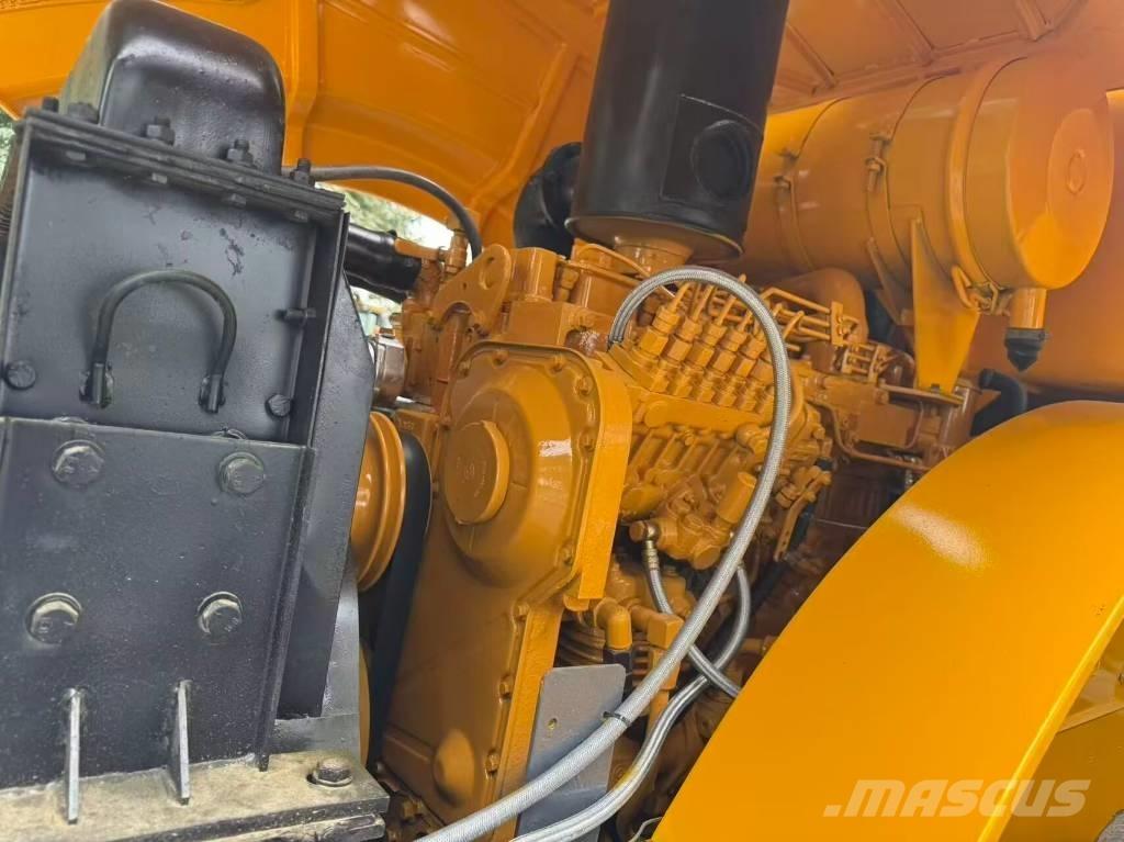 XCMG XS 223 J Single drum rollers