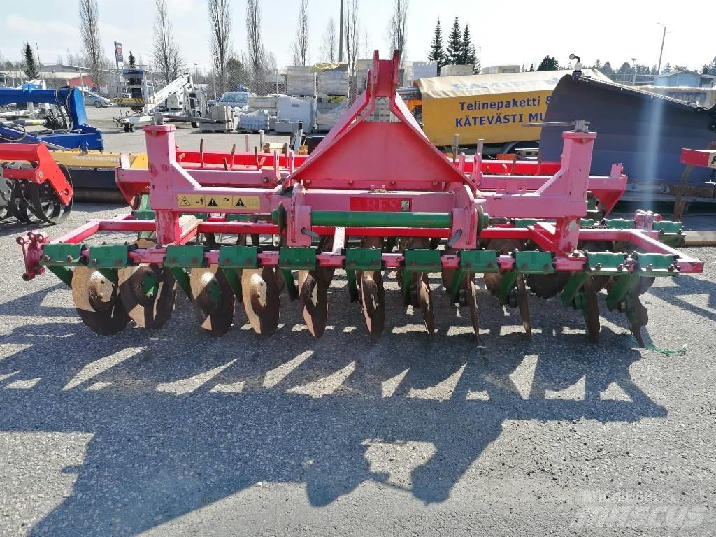 Unia Ares 300 Disc harrows