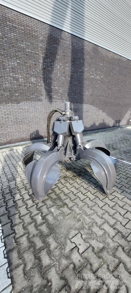 Fuchs 600L Grijper Grapples