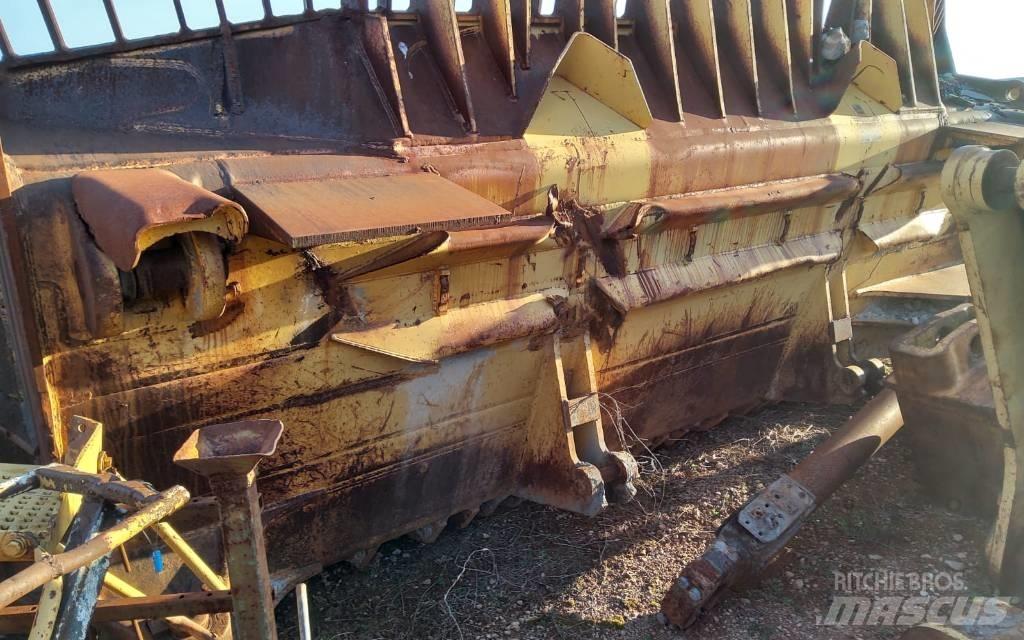 CAT D 11 N Crawler dozers