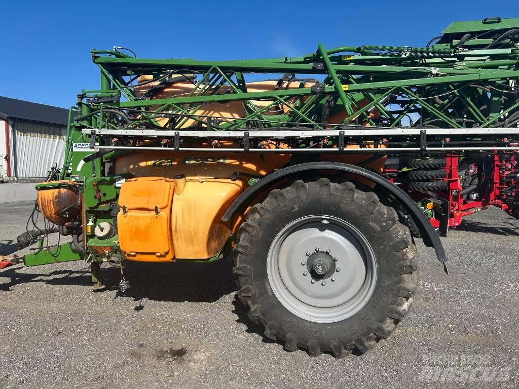 Amazone UX 5200 Trailed sprayers