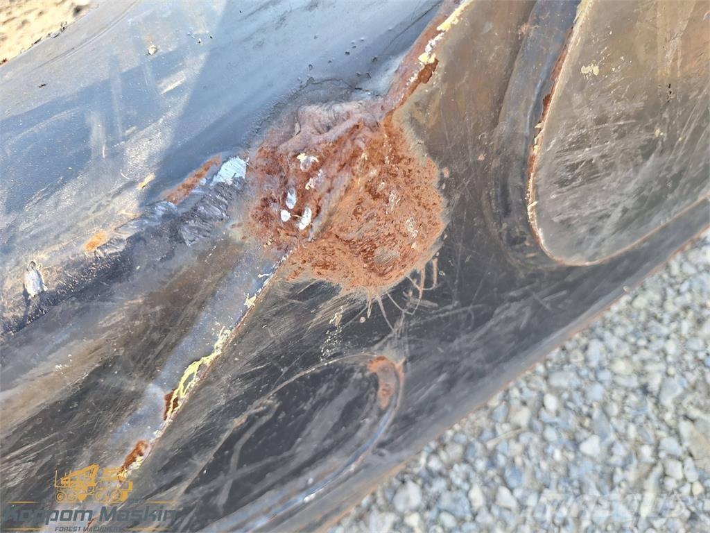 Loglift 210 Harvester cranes