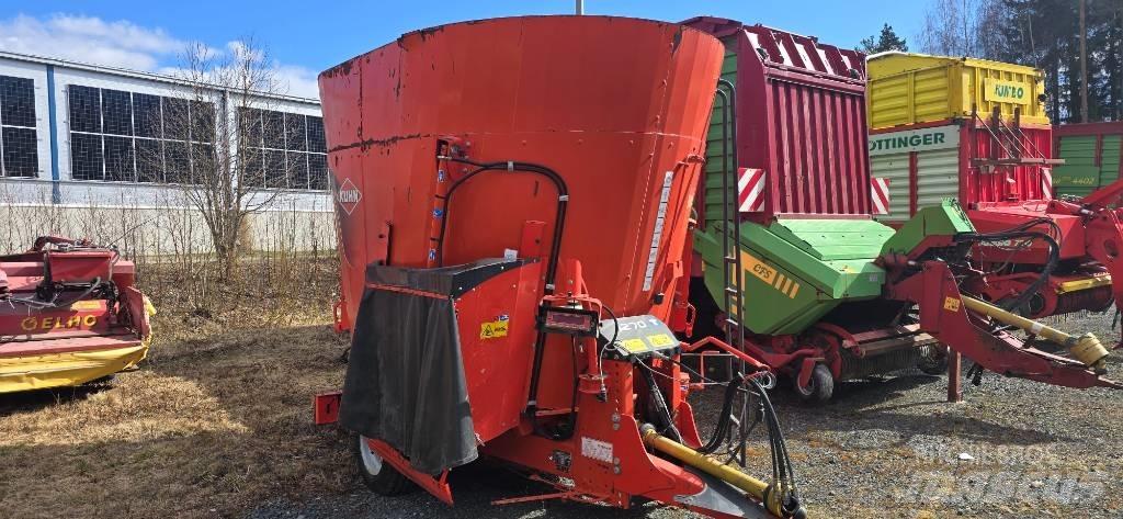 Kuhn EuroMix I Mixer feeders