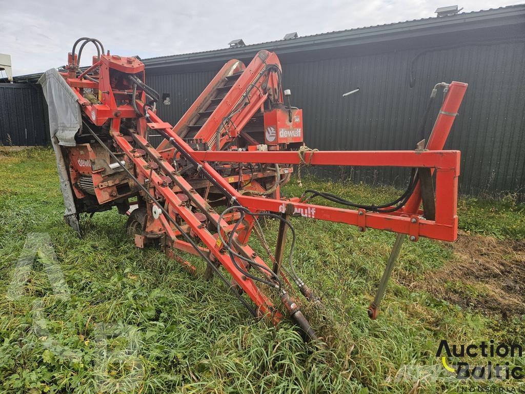 Dewulf P3K Combine harvesters