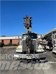 National Crane 1800 Tracked cranes