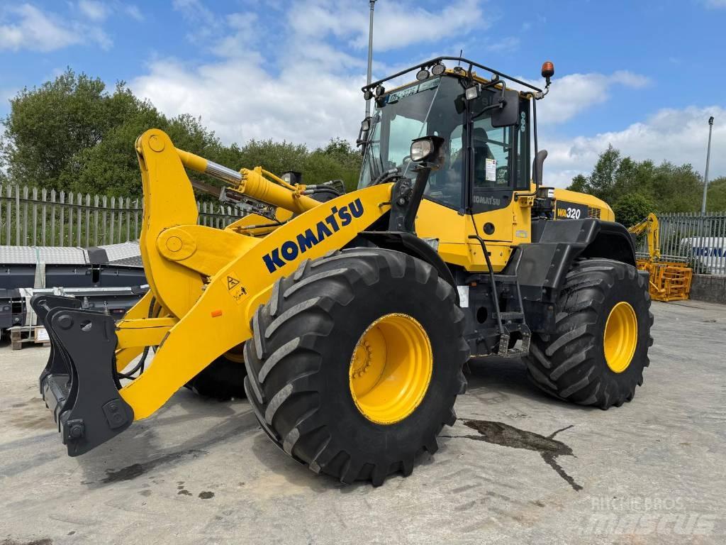 Komatsu WA320-7 Wheel loaders