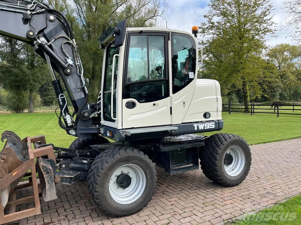 Terex Schaeff TW 95 Midi excavators  7t - 12t