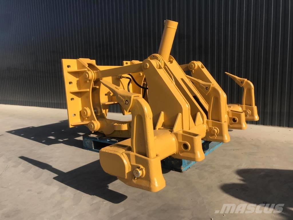 Volvo G930 Scarifiers