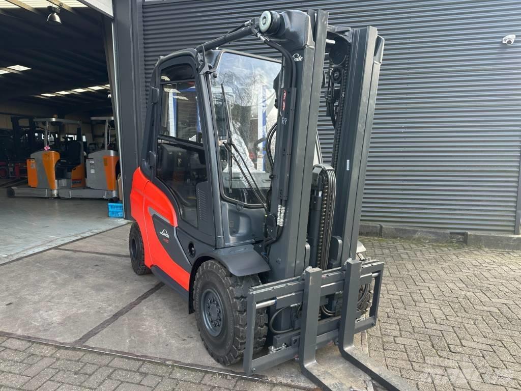 Linde H30D-01 Diesel trucks