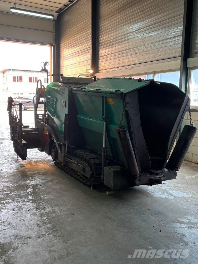 Vögele 800-3i Scrapers