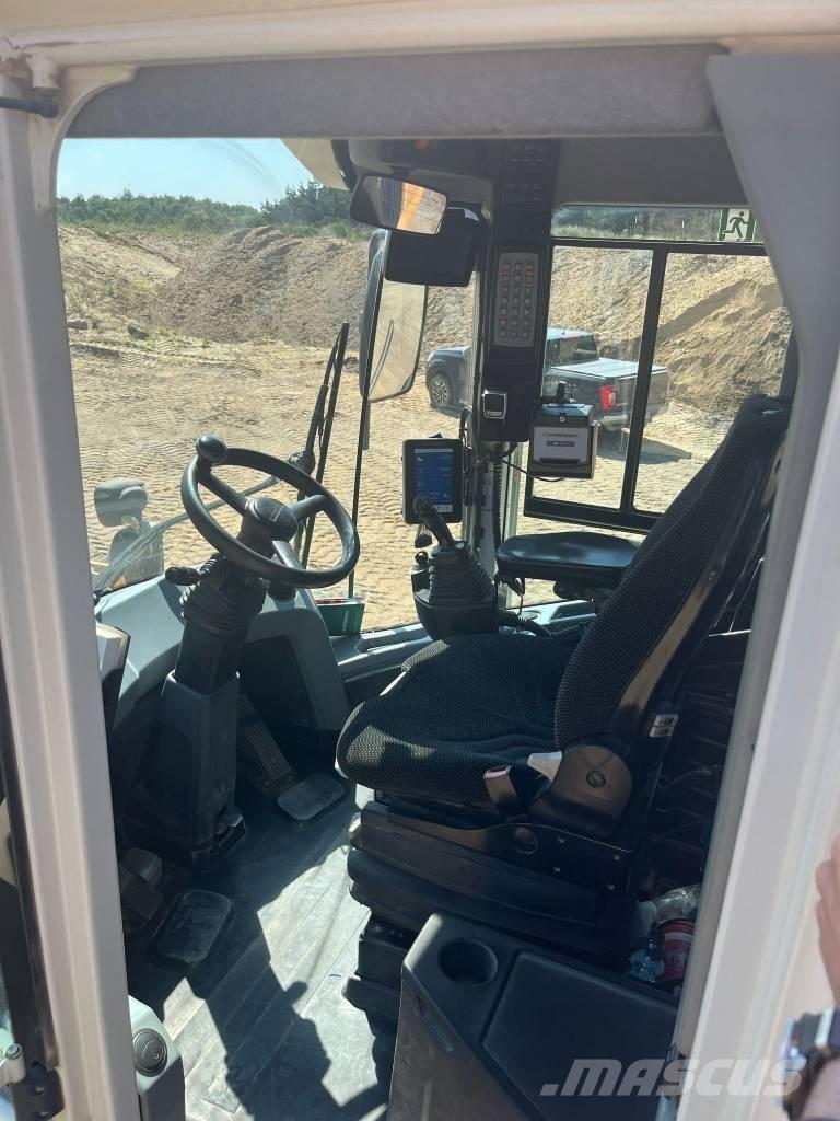 Liebherr L 576 Wheel loaders