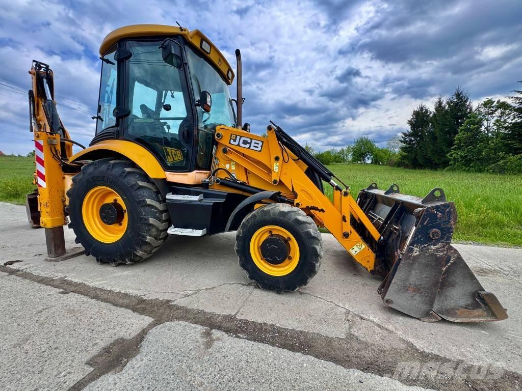 JCB 3 CX Backhoe loaders