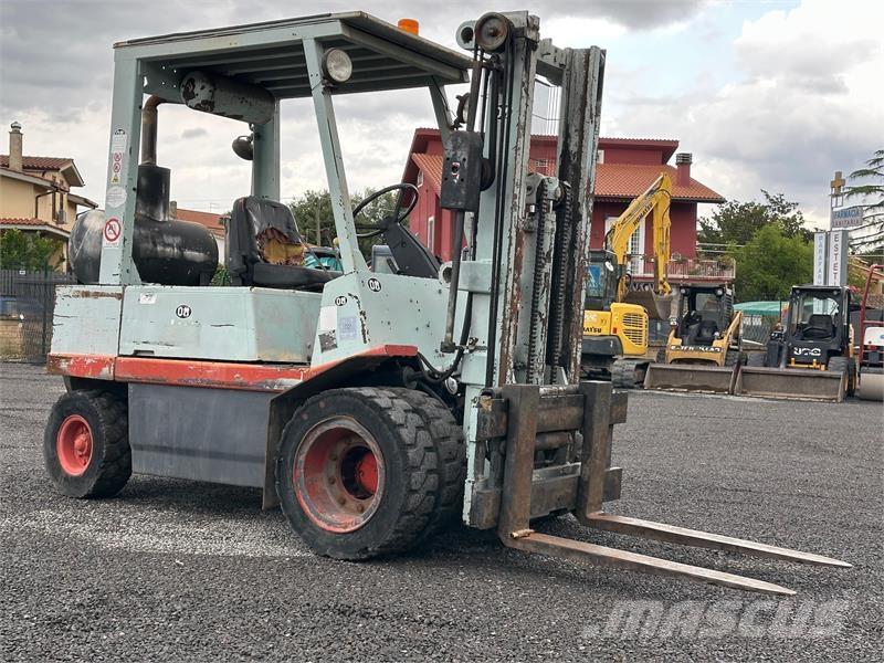 OM DI35C Forklift trucks - others