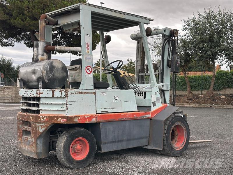 OM DI35C Forklift trucks - others