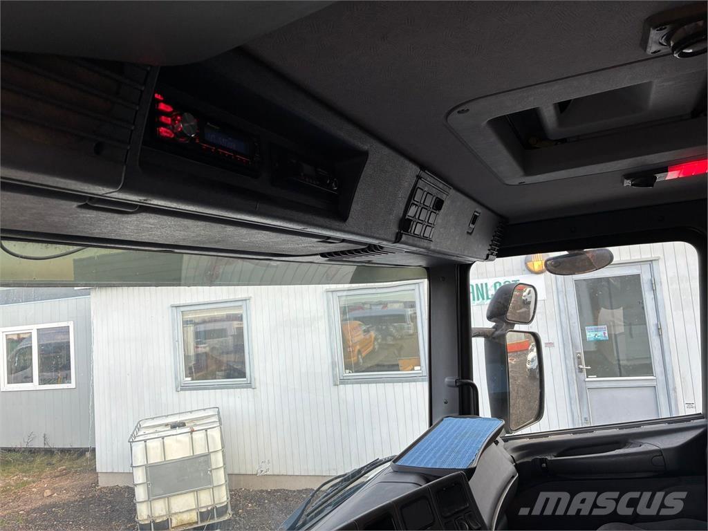 Scania P94-230 Curtainsider trucks