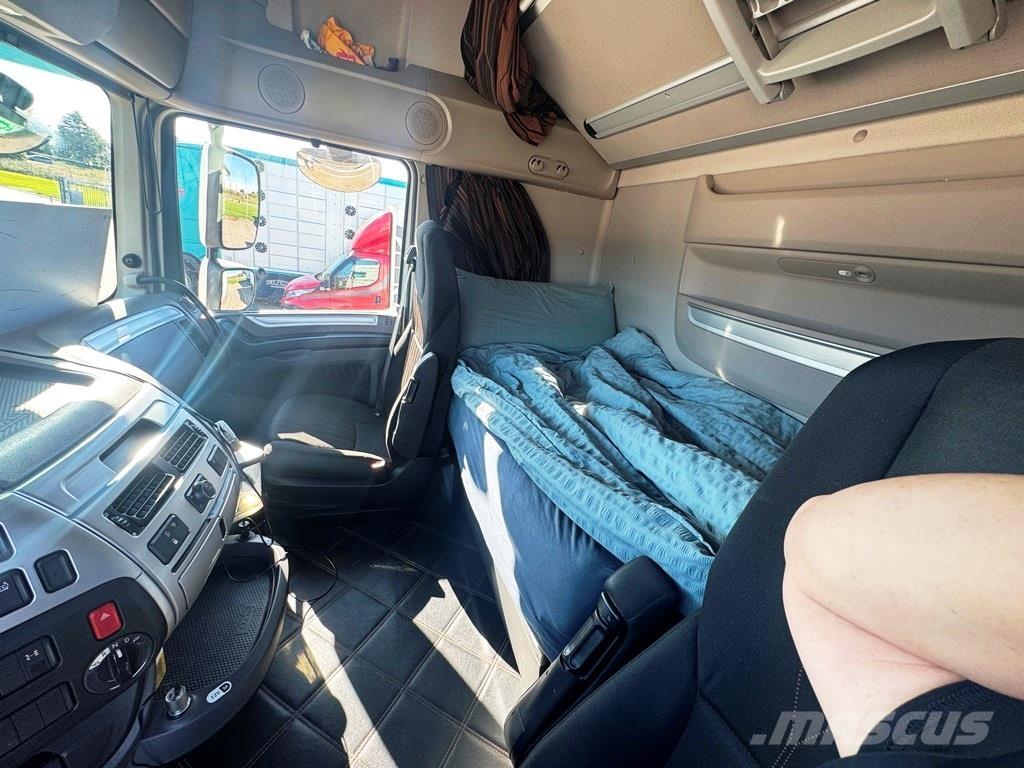 DAF XF 530 Tractor Units