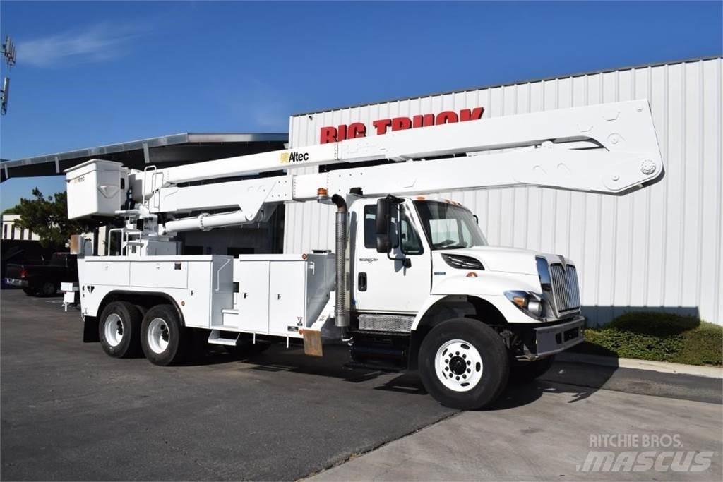 Altec A77T Truck & Van mounted aerial platforms