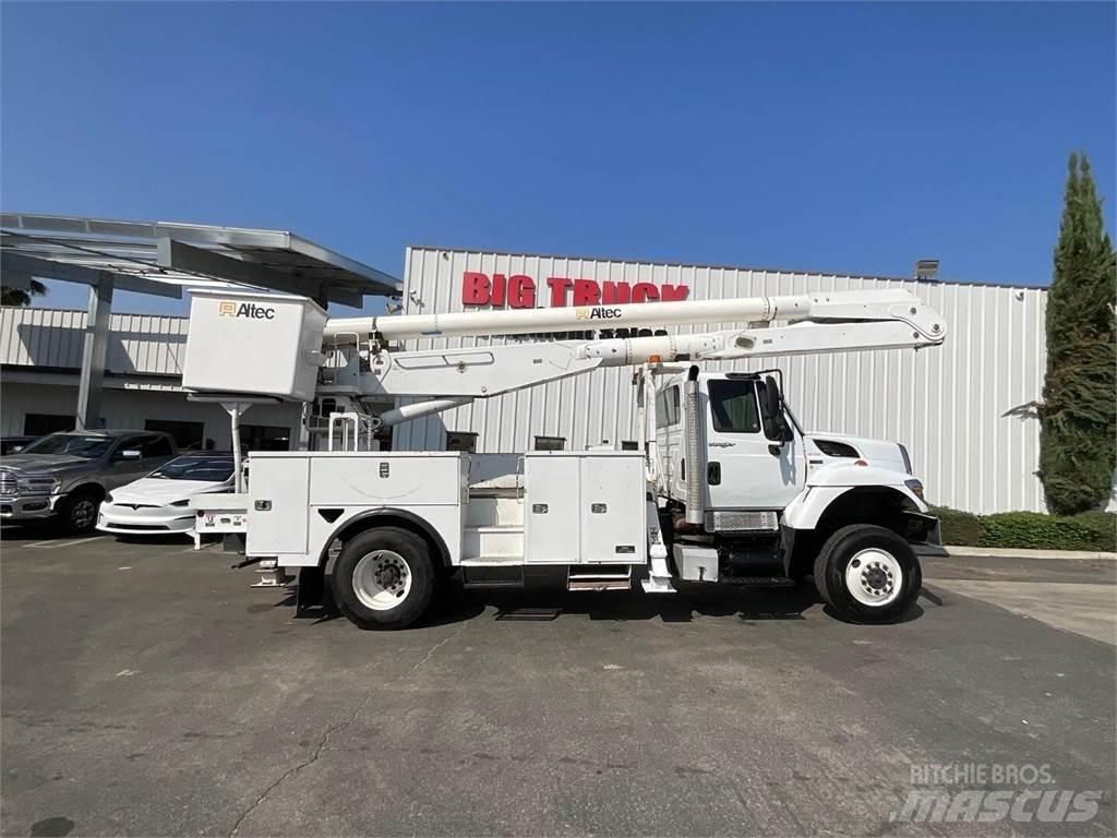 Altec AA755 Truck & Van mounted aerial platforms
