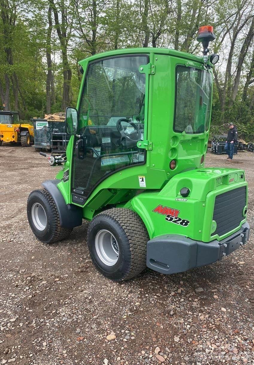 Avant 528 Wheel loaders