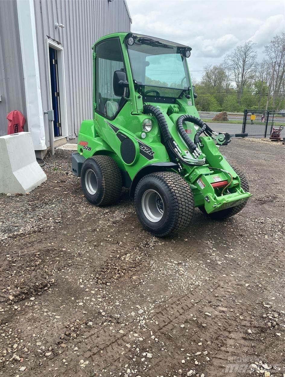 Avant 528 Wheel loaders