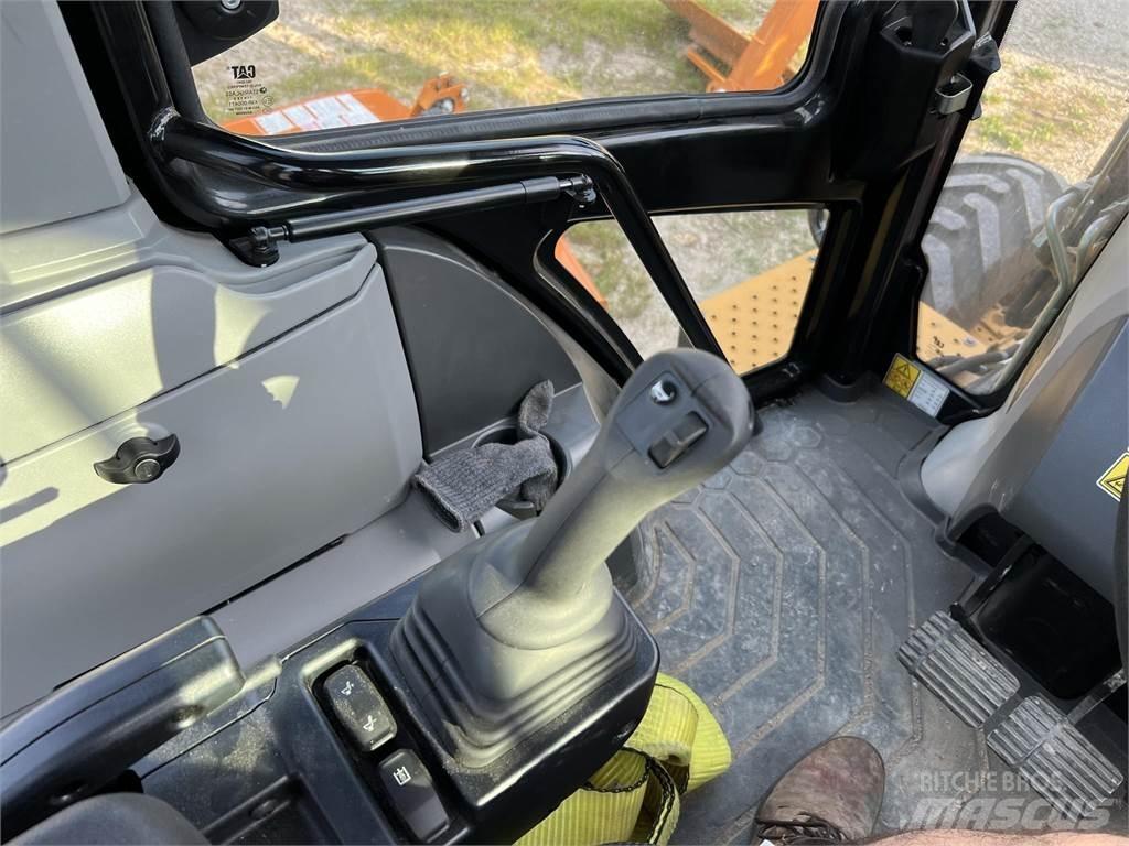 CAT 420 XE Backhoe loaders