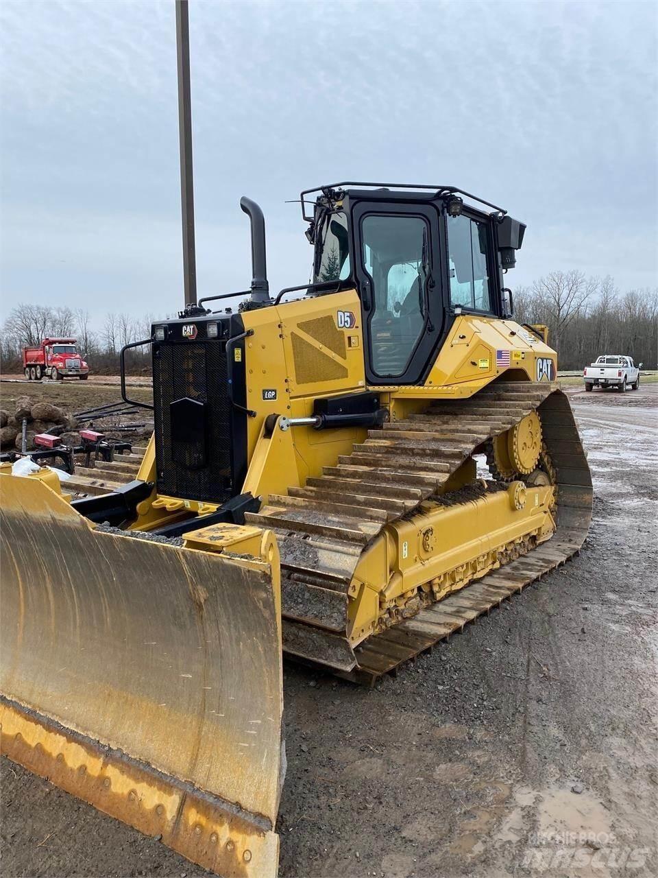 CAT D5 LGP Crawler dozers