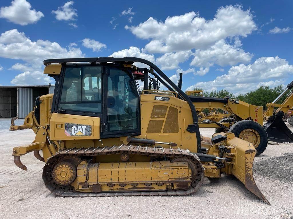 CAT D5K2 XL Crawler dozers