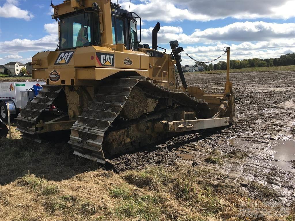 CAT D6T LGP Crawler dozers