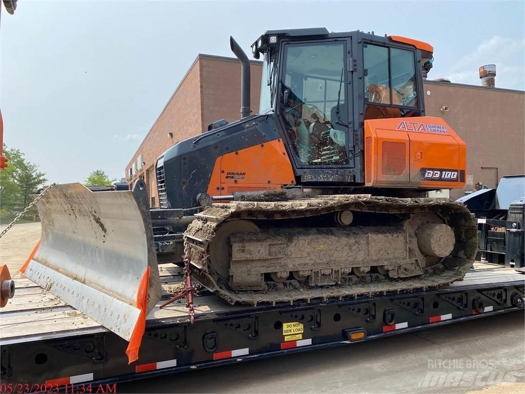 Develon DD100 Crawler dozers