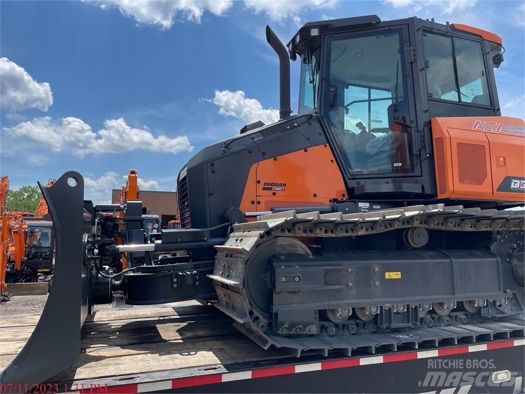 Develon DD100 Crawler dozers