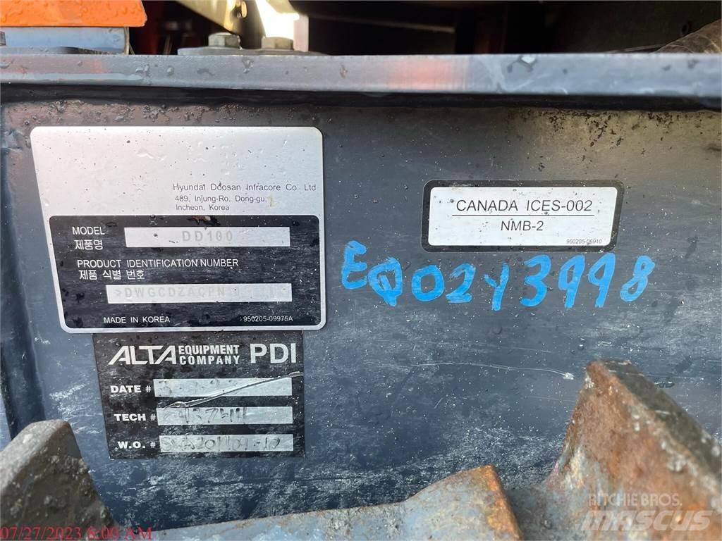 Develon DD100 Crawler dozers