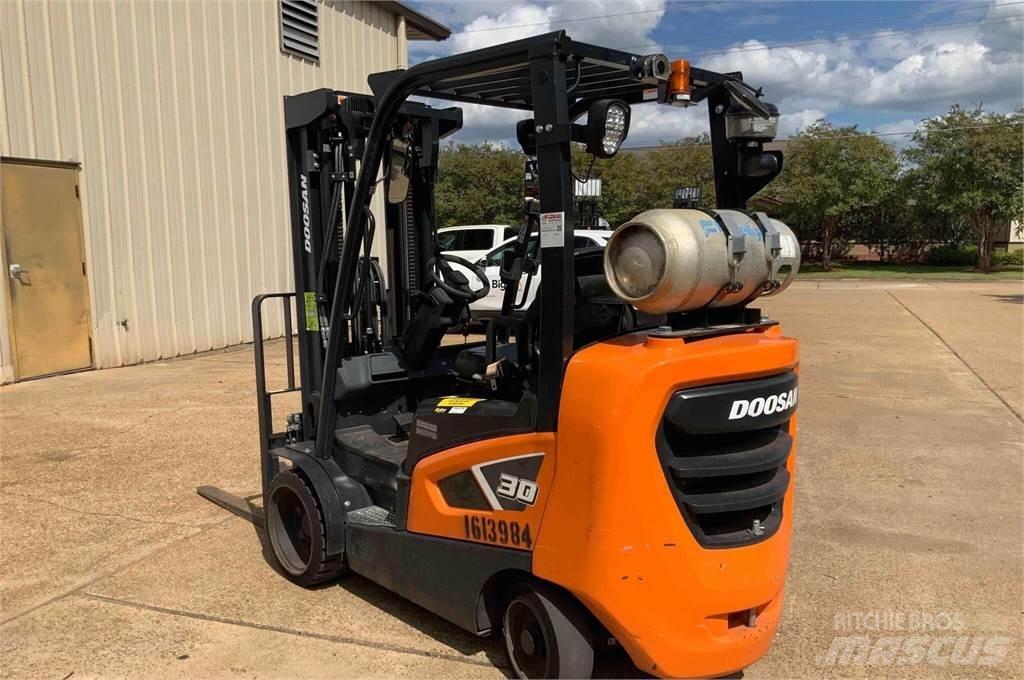 Doosan GC30S-9 Forklift trucks - others
