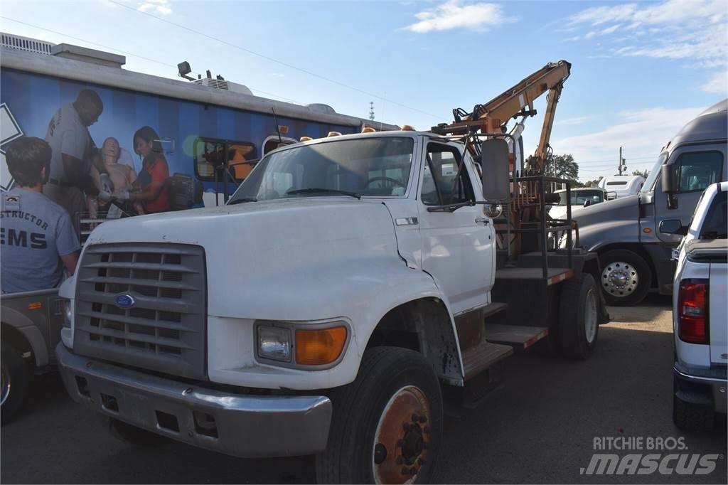 Ford F800 Crane trucks