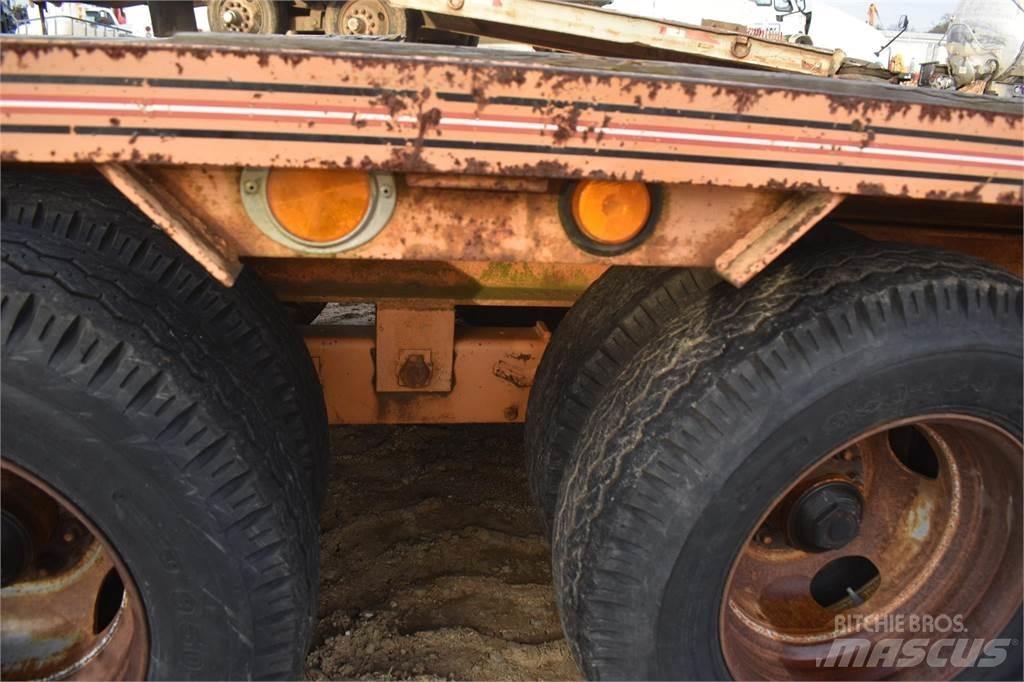 Hudson  Low loader-semi-trailers
