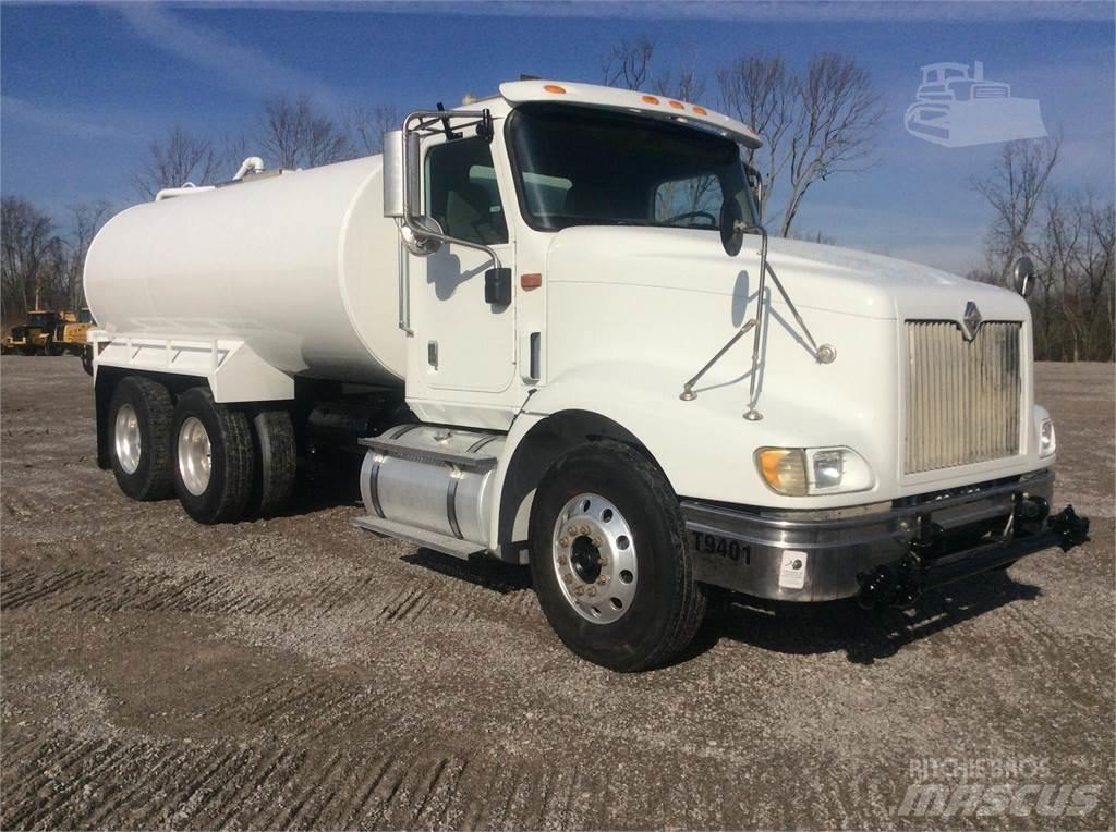 International 9400 Water tankers