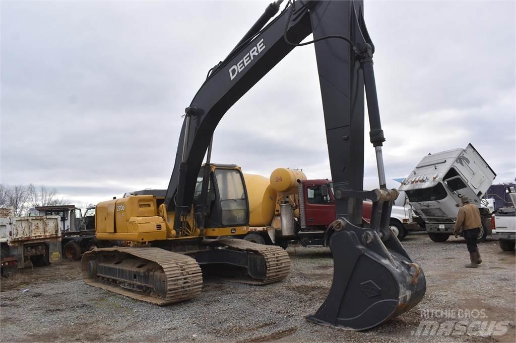 John Deere 270D LC Crawler excavators