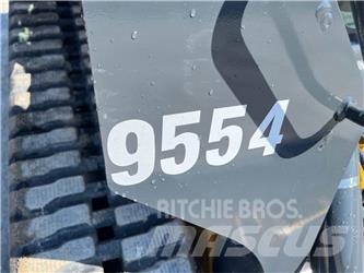 John Deere 333G Skid steer loaders