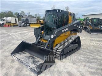 John Deere 333G Skid steer loaders