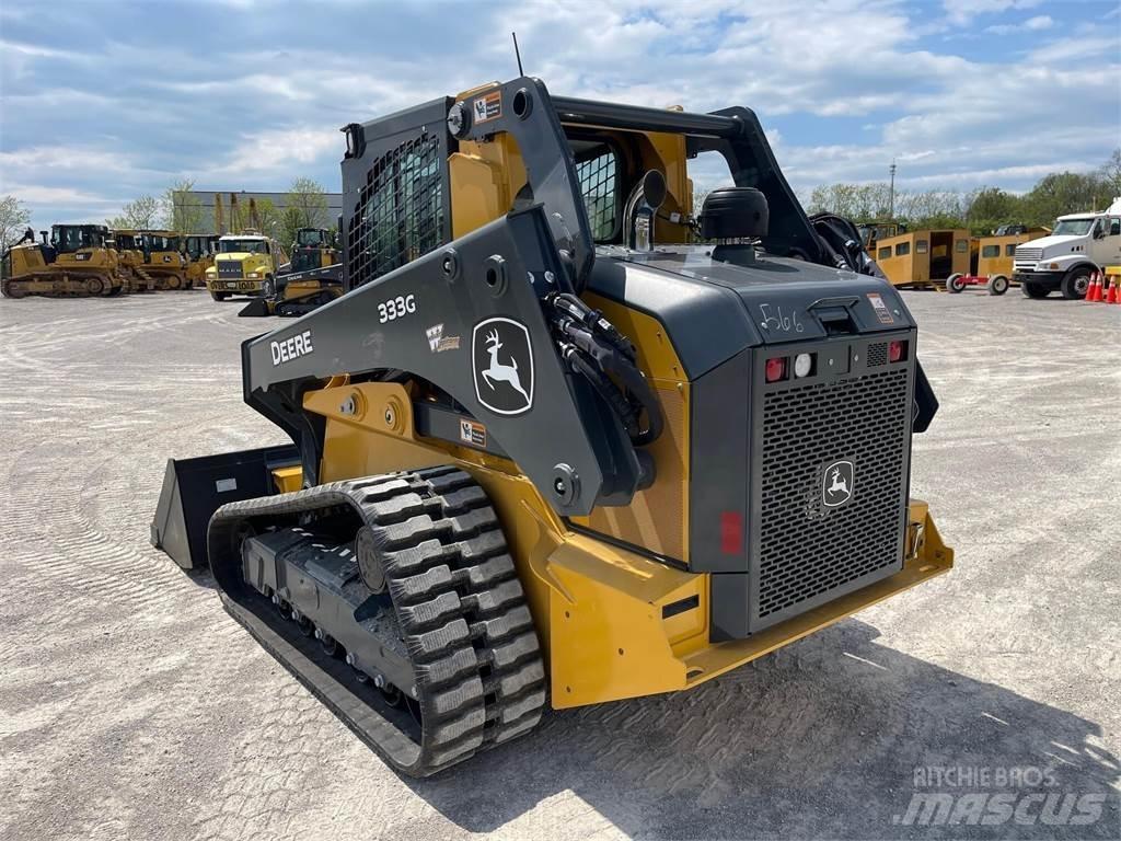 John Deere 333G Skid steer loaders