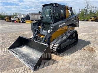John Deere 333G Skid steer loaders