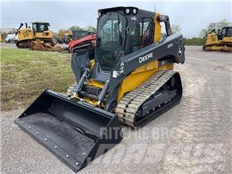 John Deere 333G Skid steer loaders