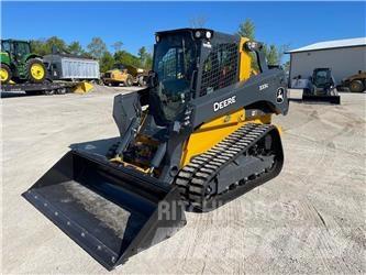 John Deere 333G Skid steer loaders